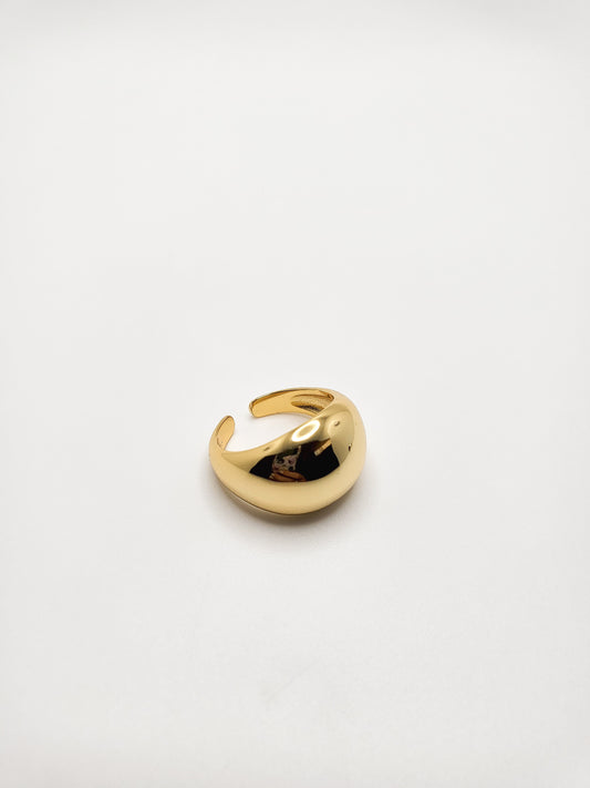 Babe circular ring in Gold