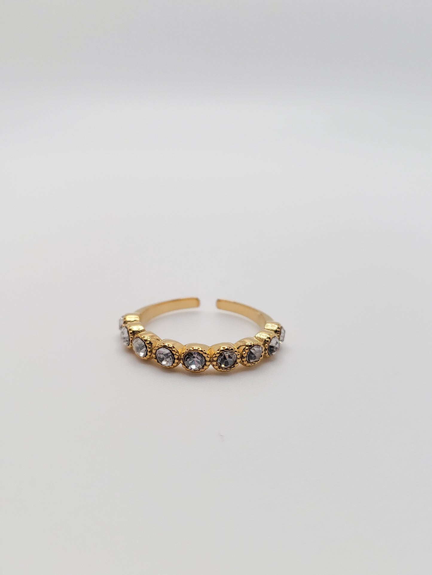 Queen gold plated adjustable ring