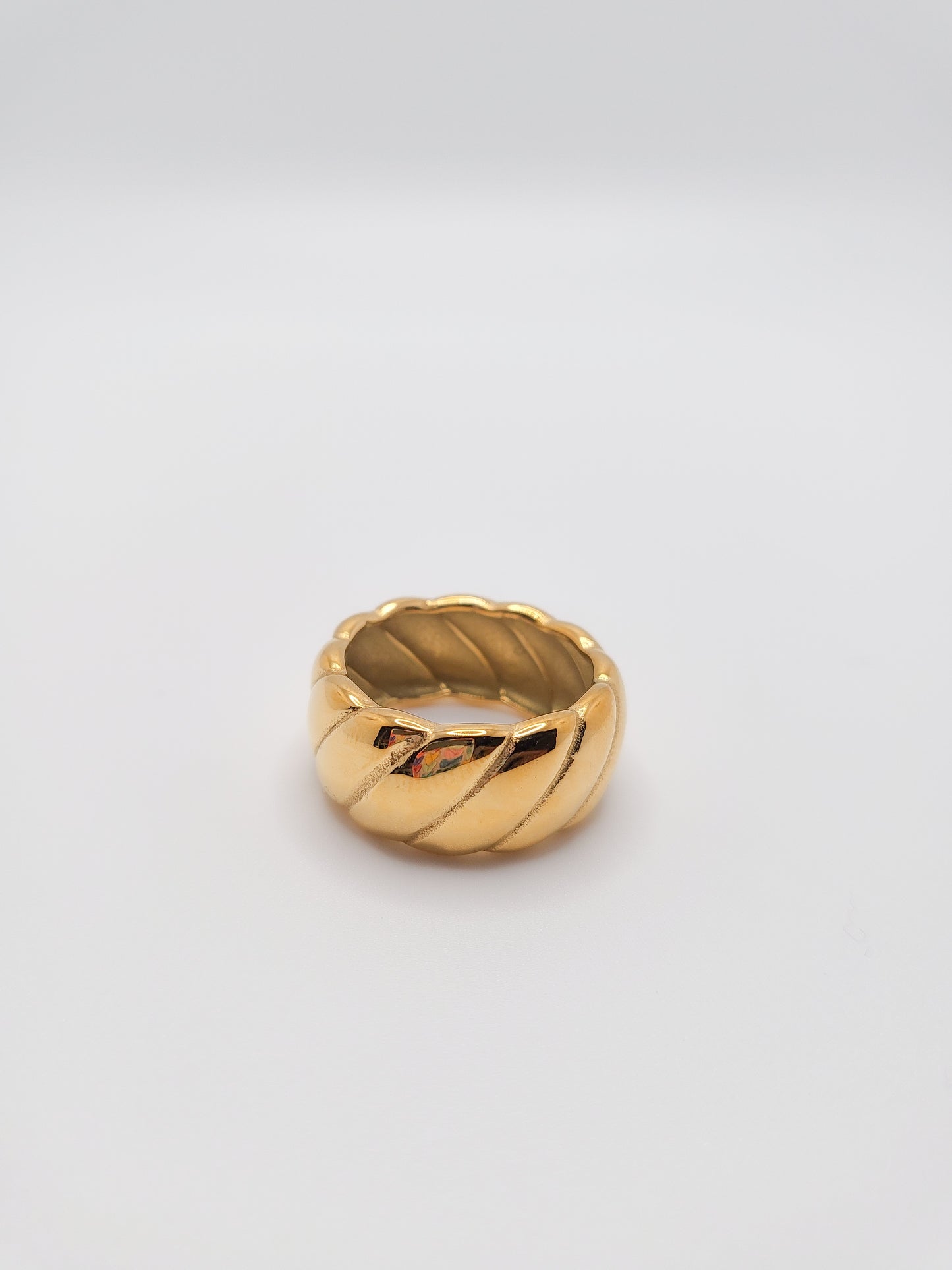 Gold plated chunky ring